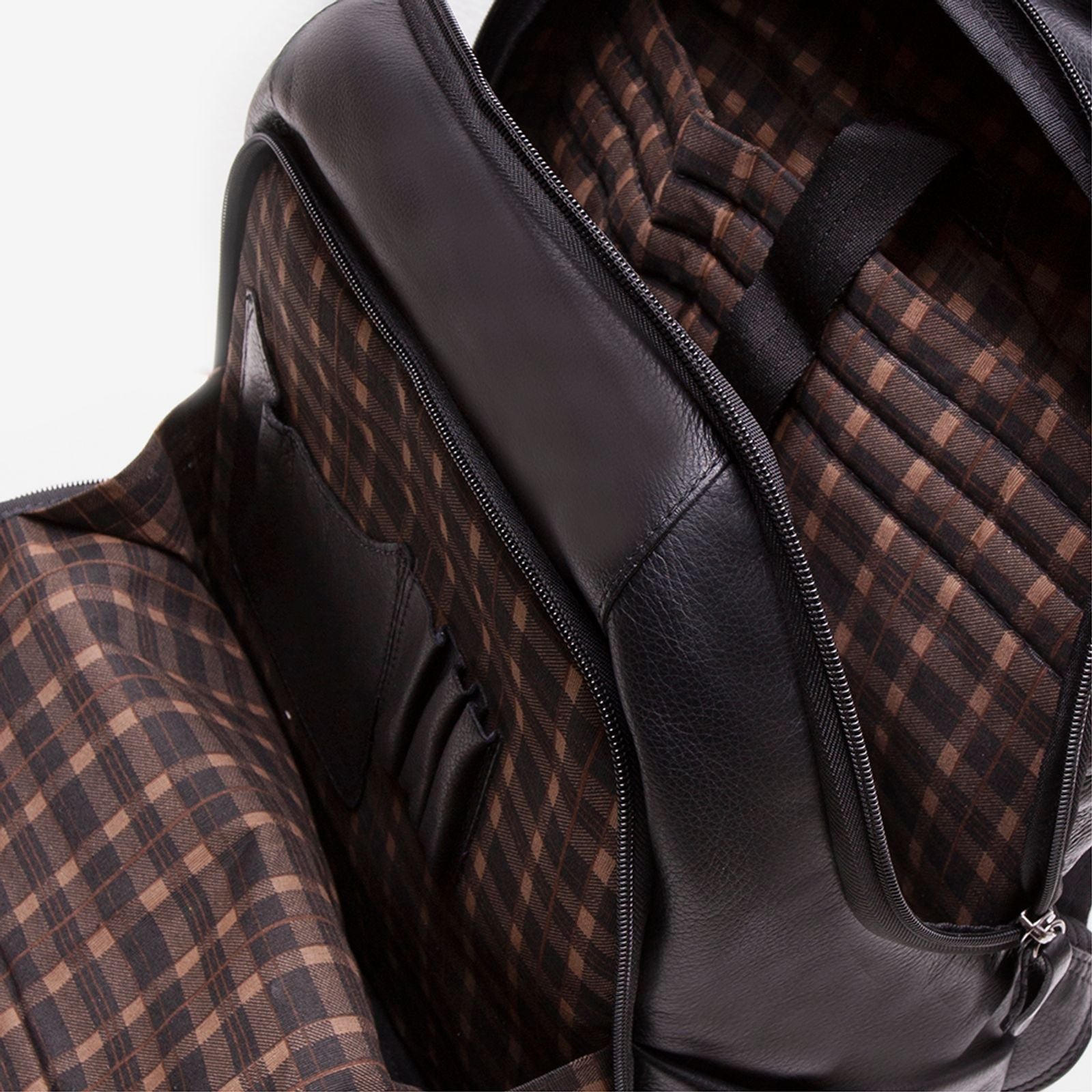 Mochila Em Couro Preto - Image 4